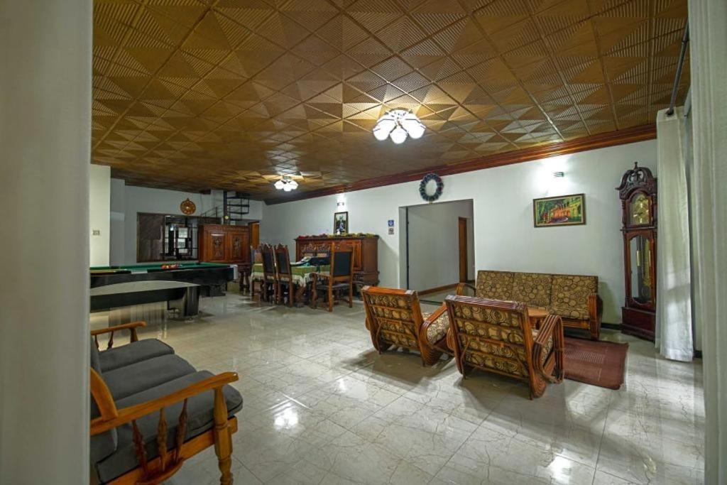 Aa Bungalow Канди Экстерьер фото