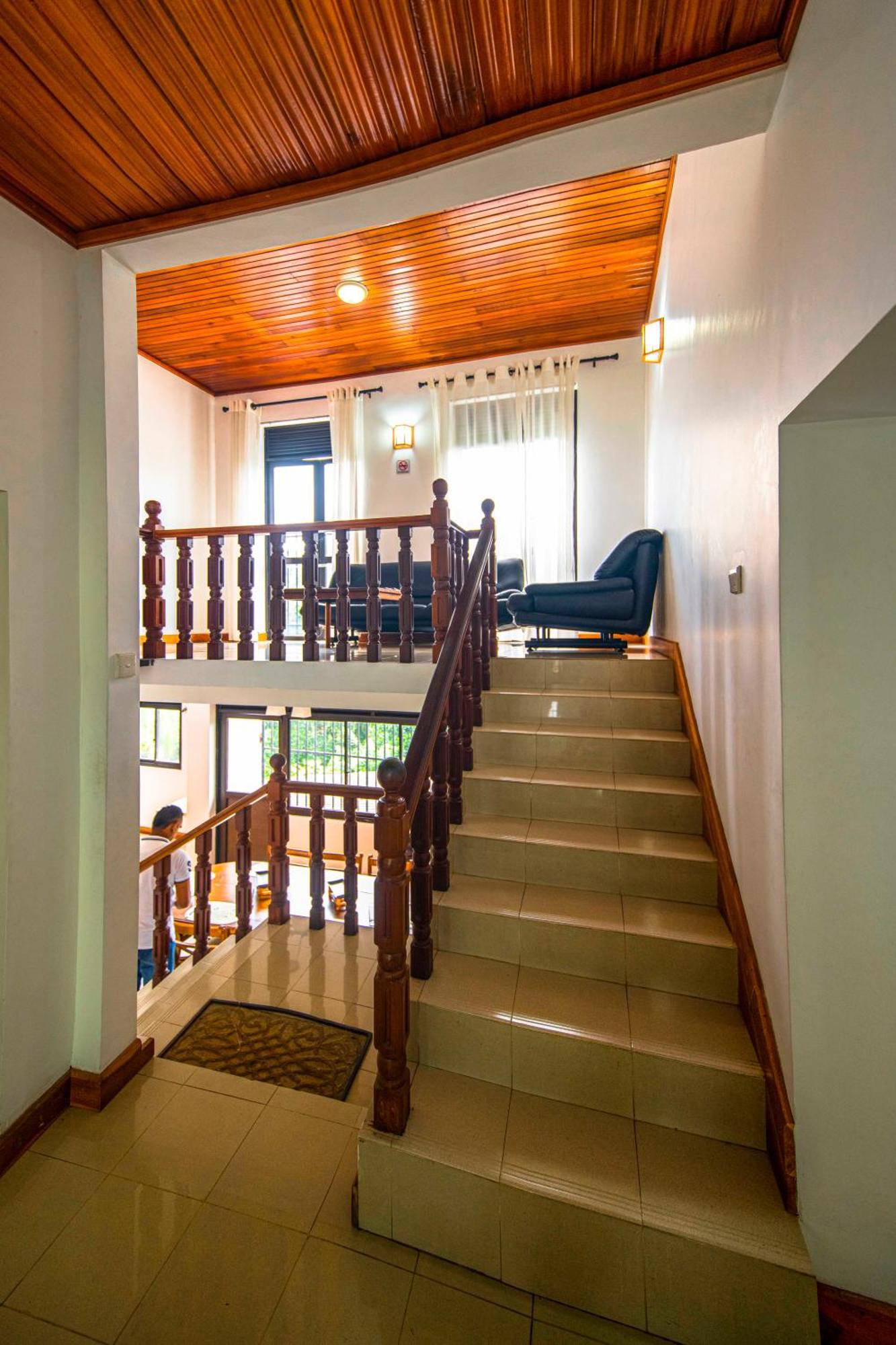 Aa Bungalow Канди Экстерьер фото
