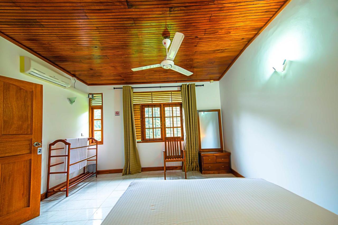 Aa Bungalow Канди Экстерьер фото