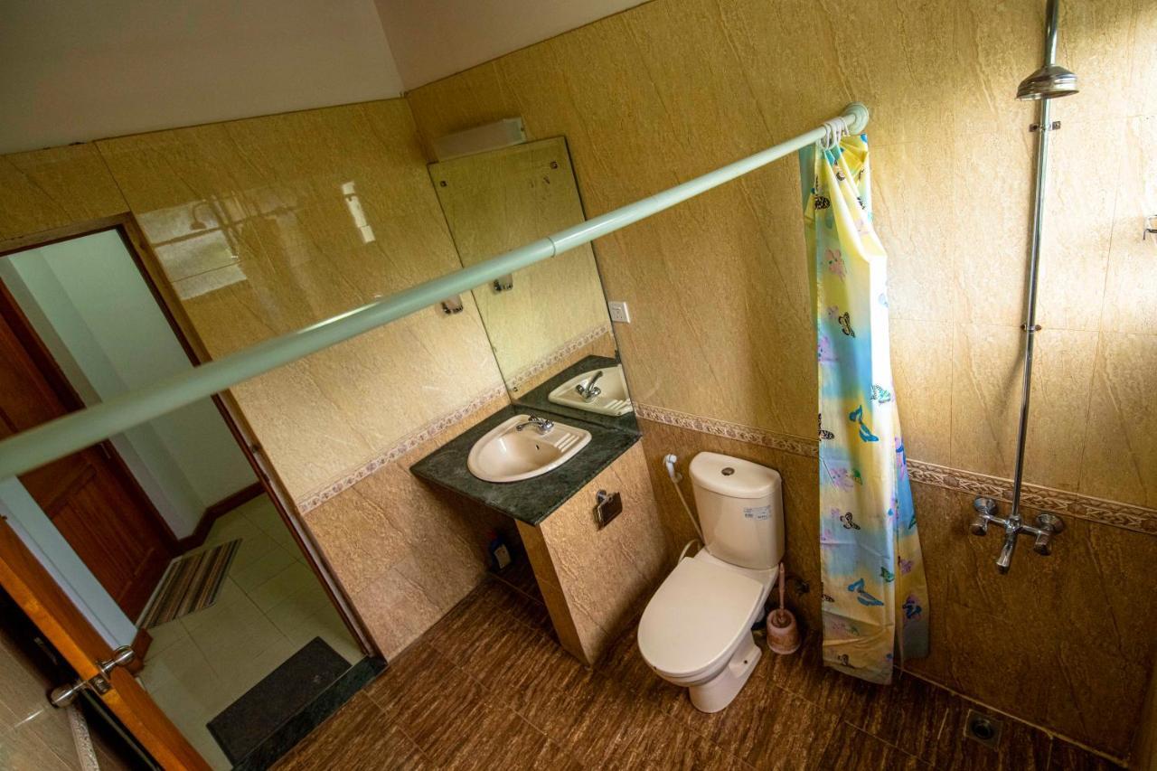 Aa Bungalow Канди Экстерьер фото